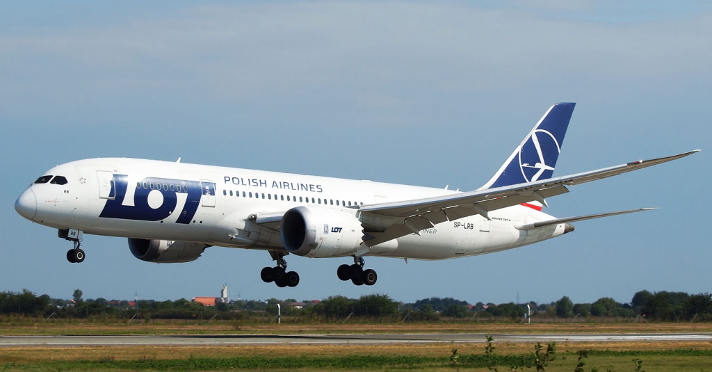 Lot Polish Airlines - LO